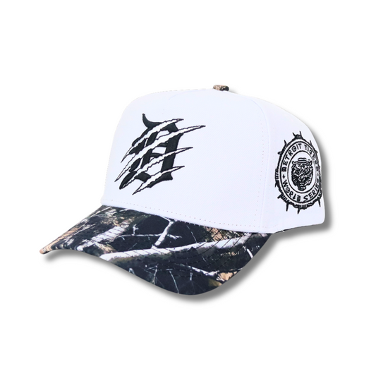 TREE CAMO BRIM WHITE CLAWED DETROIT TIGERS SERIES