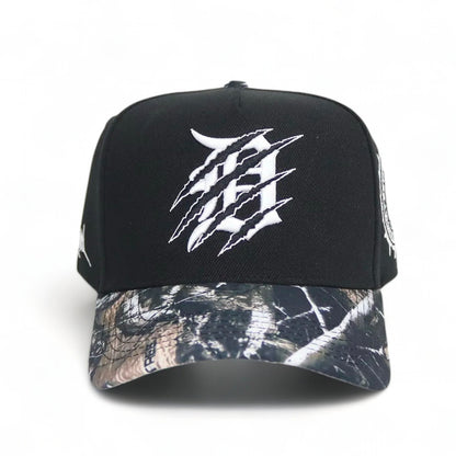 TREE CAMO BRIM BLACK CLAWED DETROIT TIGERS SERIES
