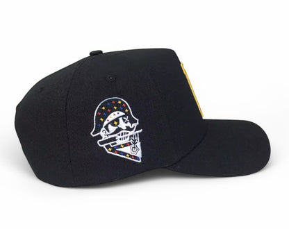 TRI-COLOR P PIRATES